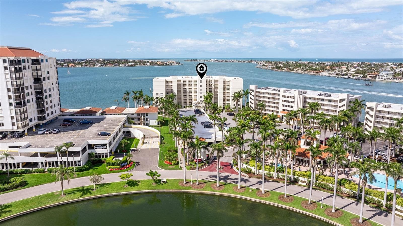 Center of the crown jewel of Bahia - 6105 BAHIA DEL MAR CIR #683, ST PETERSBURG