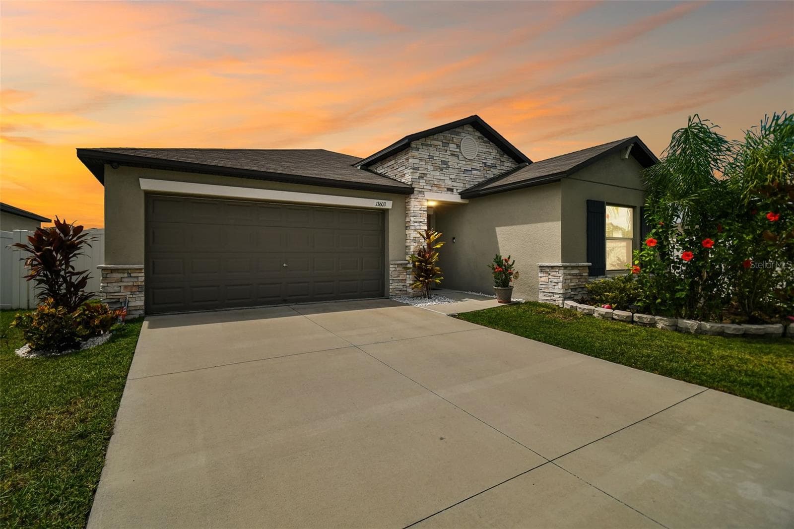 Single Family Residence at 13603 WILD GINGER ST, RIVERVIEW, photo 2 of 71