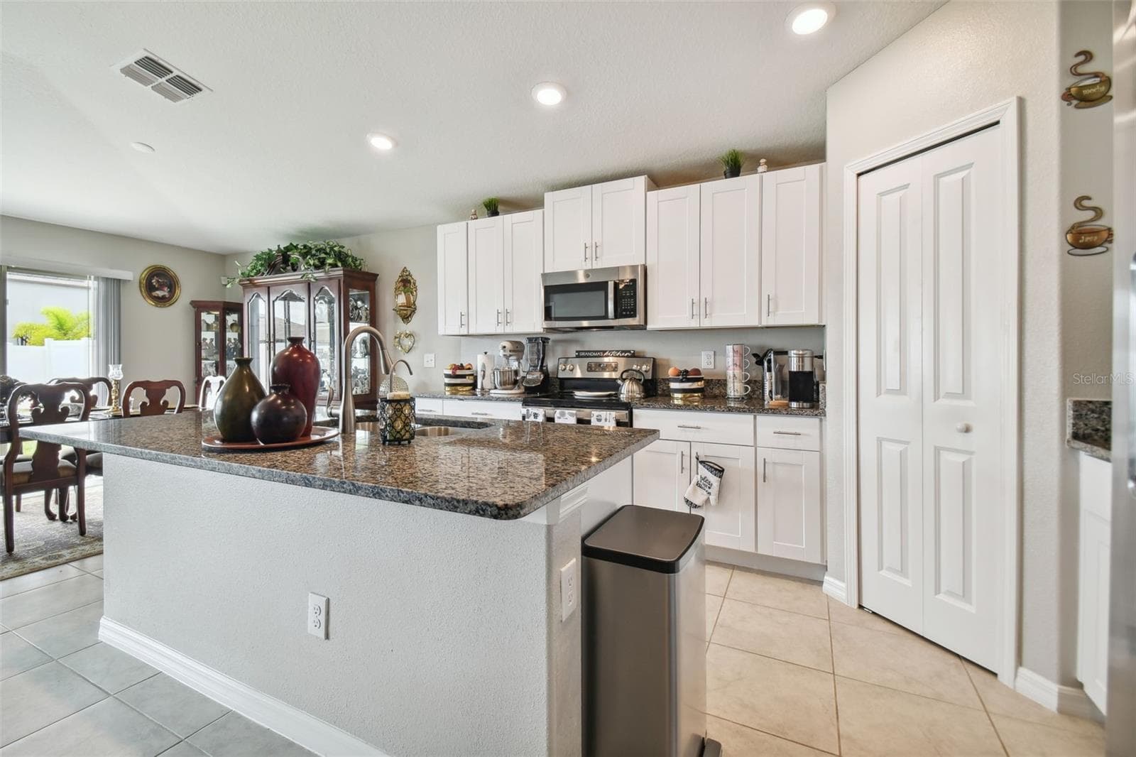 Single Family Residence at 13603 WILD GINGER ST, RIVERVIEW, photo 11 of 71