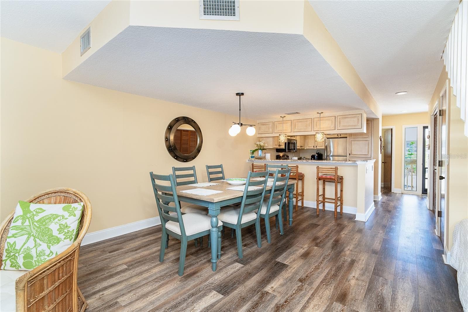 Kitchen Dining. - 301 S GULF BLVD #3, PLACIDA