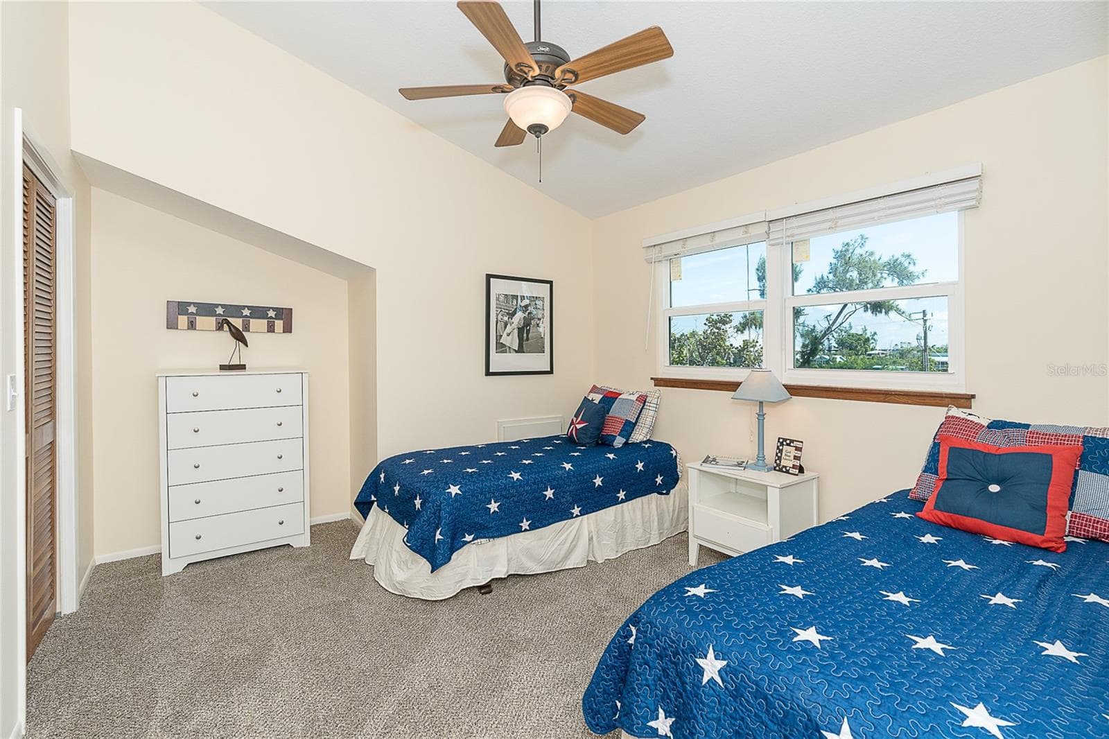 Guest Bedroom. - 301 S GULF BLVD #3, PLACIDA