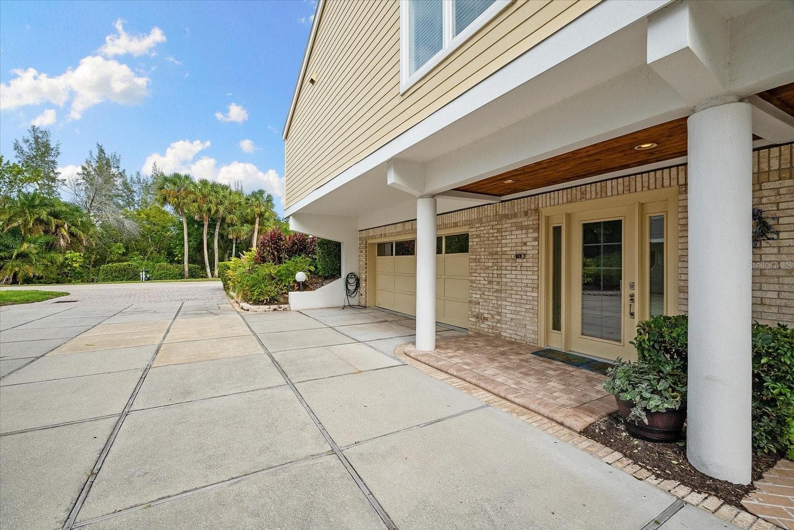 Condominium at 76 TIDY ISLAND BLVD, BRADENTON, photo 28 of 42