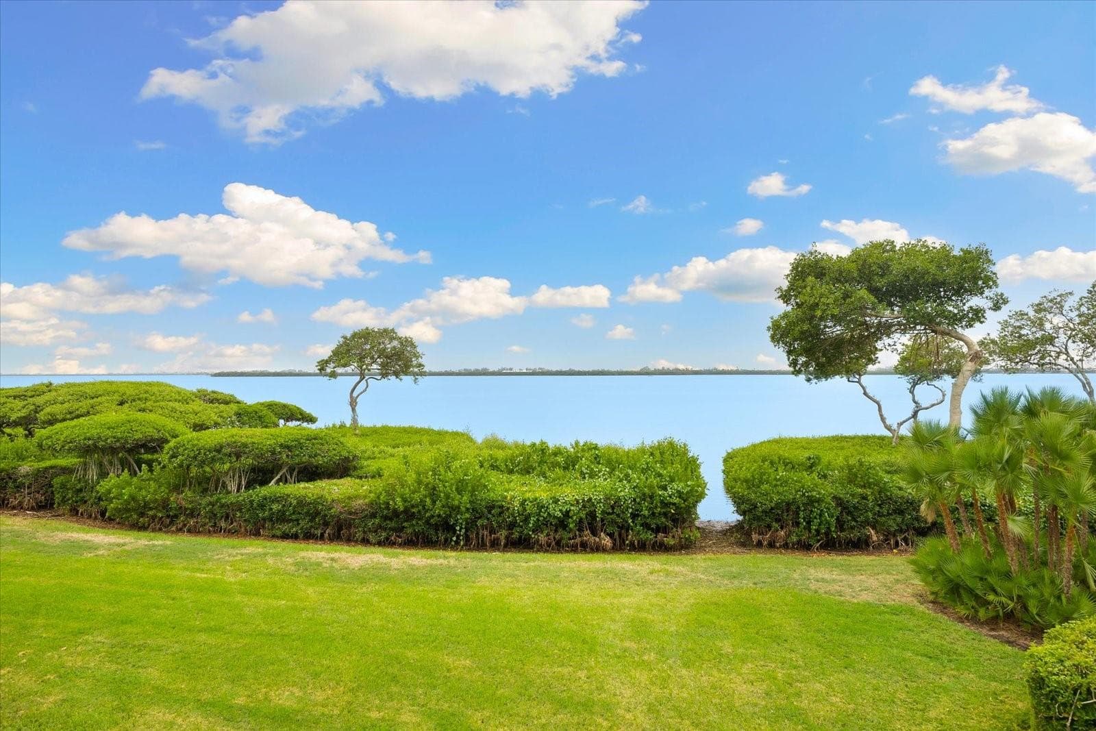 Condominium at 76 TIDY ISLAND BLVD, BRADENTON, photo 18 of 42