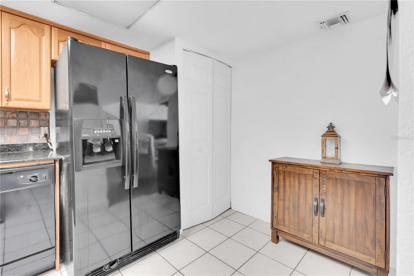Condominium at 1 KEY CAPRI #303E, TREASURE ISLAND, photo 7 of 41