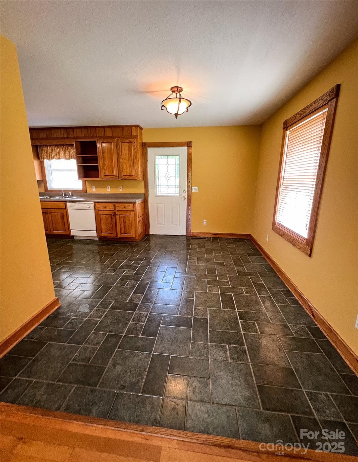 Single Family Residence at 660 Halltown Road, Spruce Pine, photo 10 of 33
