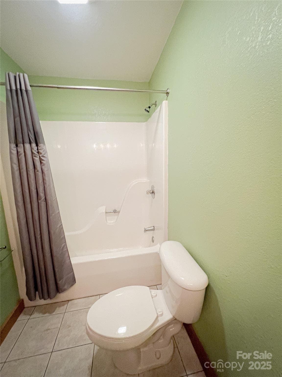 Single Family Residence at 660 Halltown Road, Spruce Pine, photo 17 of 33