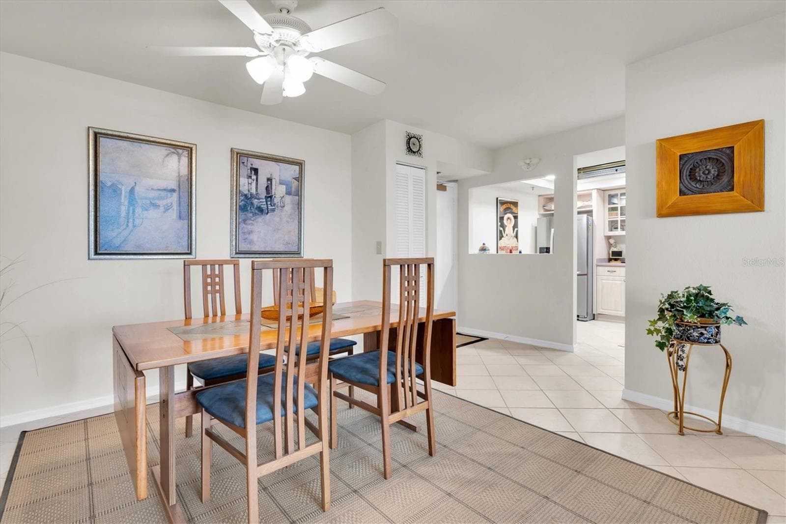 Dining Area - Opens to Kitchen - 1 KEY CAPRI #502E, TREASURE ISLAND