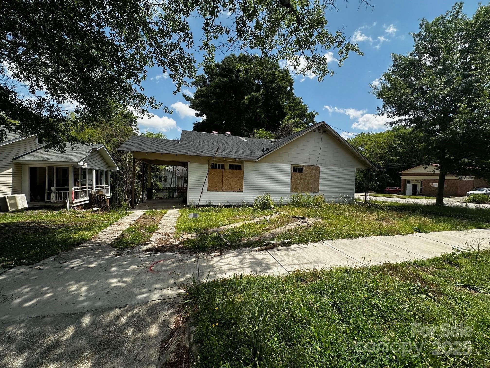 Single Family Residence at Lancaster, photo 4 of 4
