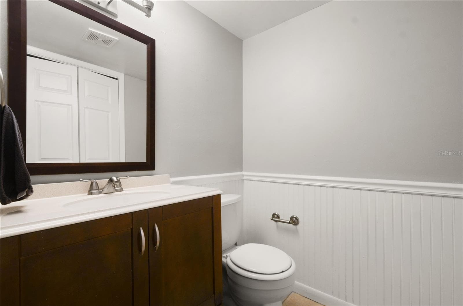 downstairs half bath - 6114 PEREGRINE AVE #D03, ORLANDO
