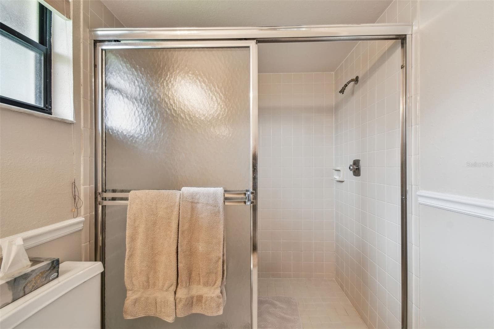 Main bath walk-in shower - 3476 TARPON WOODS BLVD, PALM HARBOR