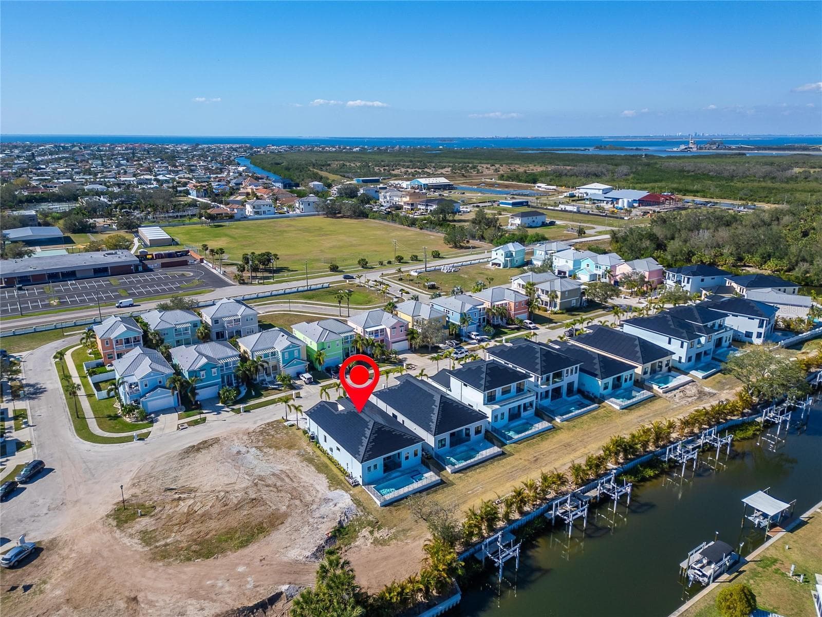 Single Family Residence at 6542 SIMONE SHORES CIR, APOLLO BEACH, photo 4 of 75