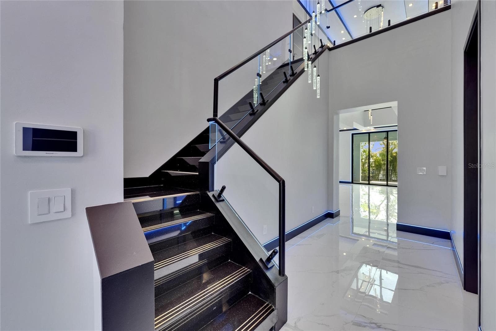 Single Family Residence at 6530 SIMONE SHORES CIR, APOLLO BEACH, photo 10 of 84