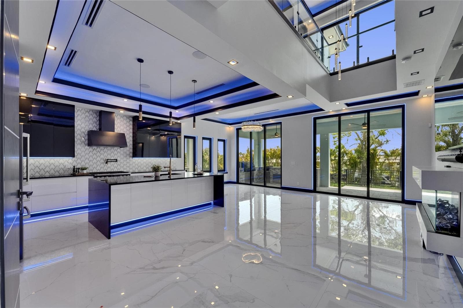 Single Family Residence at 6530 SIMONE SHORES CIR, APOLLO BEACH, photo 12 of 84