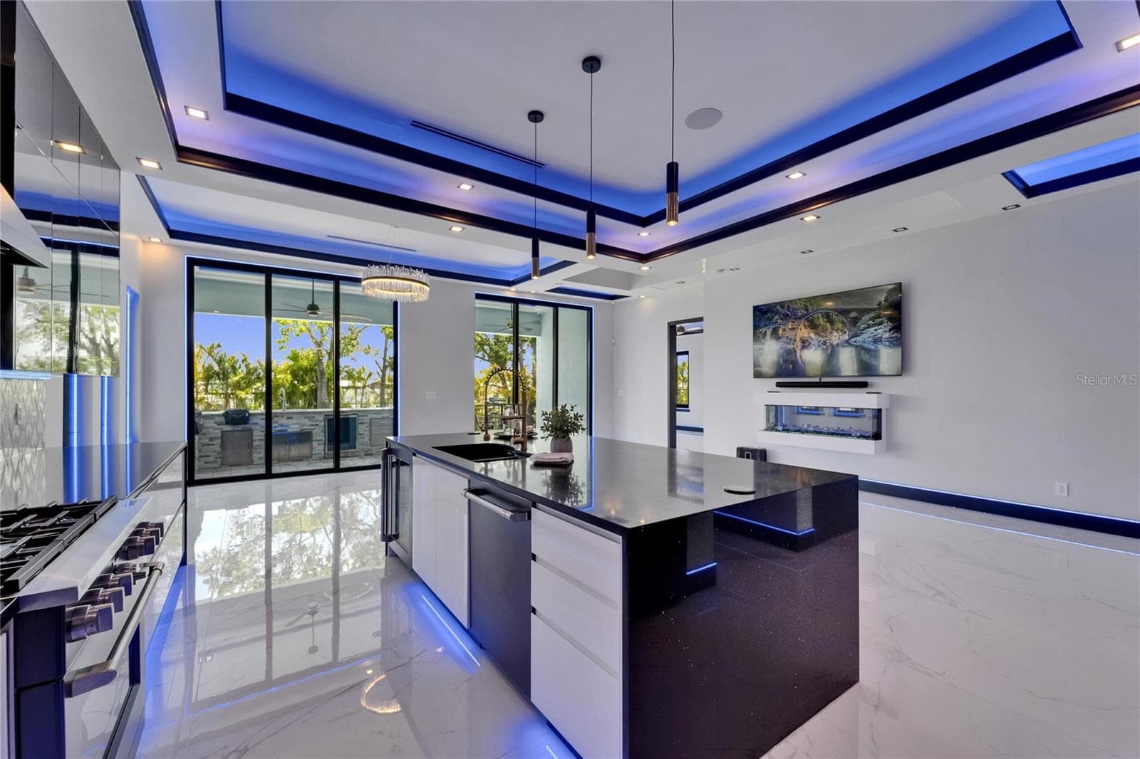 Single Family Residence at 6530 SIMONE SHORES CIR, APOLLO BEACH, photo 26 of 84