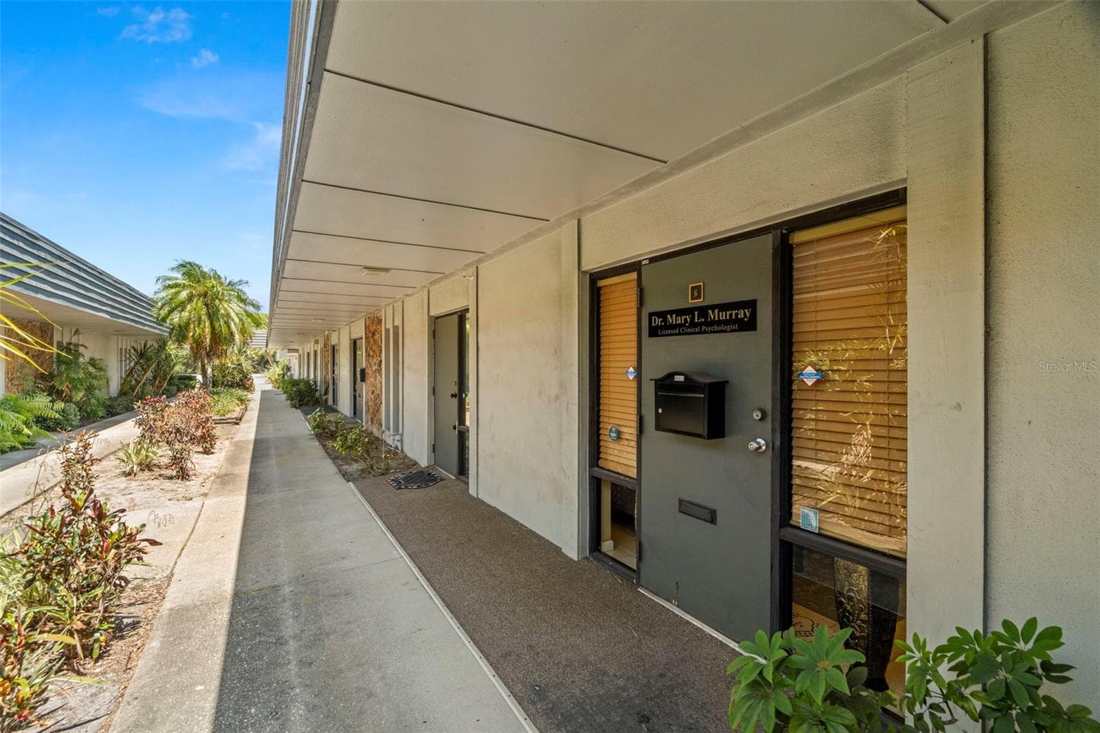 10333 SEMINOLE BLVD #6