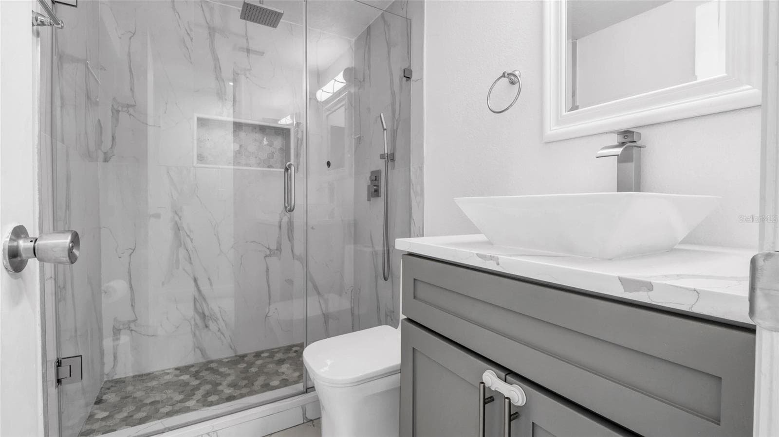 Single Family Residence at 12416 QUEENSLAND LN, TAMPA, photo 27 of 45