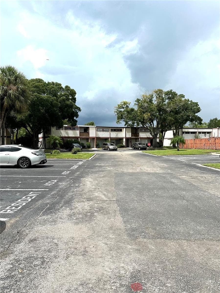 Condominium at 4008 DOLOMITE ST #GE, ORLANDO, photo 36 of 39