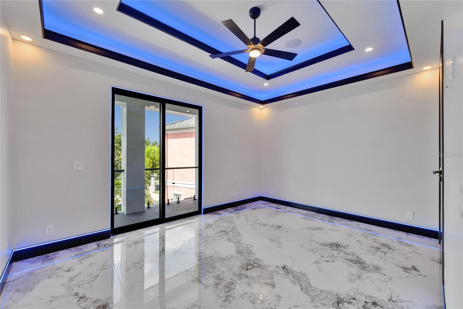 Single Family Residence at 6520 SIMONE SHORES CIR, APOLLO BEACH, photo 17 of 98