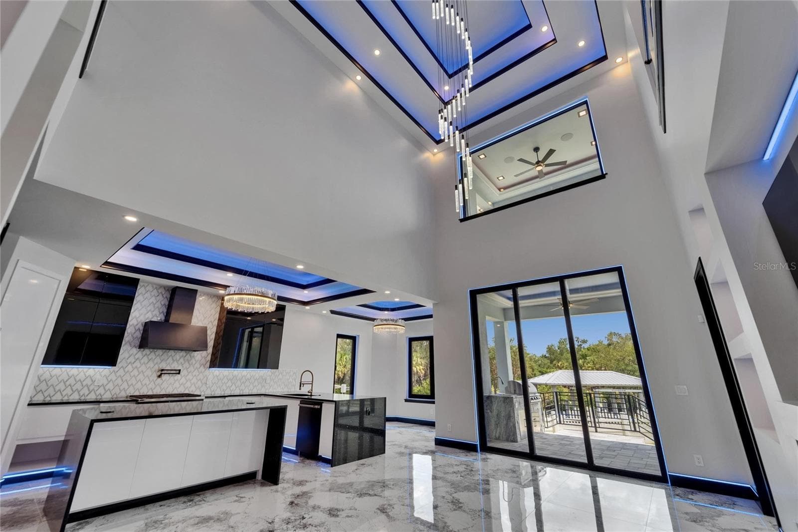 Single Family Residence at 6520 SIMONE SHORES CIR, APOLLO BEACH, photo 46 of 98