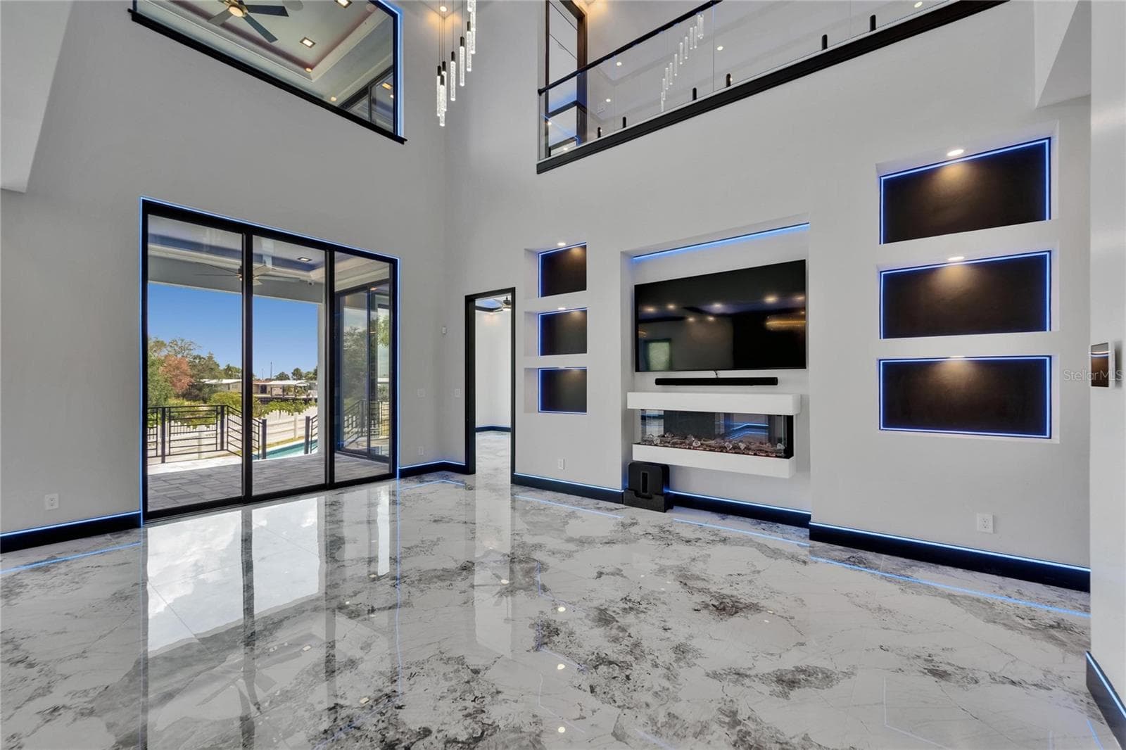 Single Family Residence at 6520 SIMONE SHORES CIR, APOLLO BEACH, photo 49 of 98