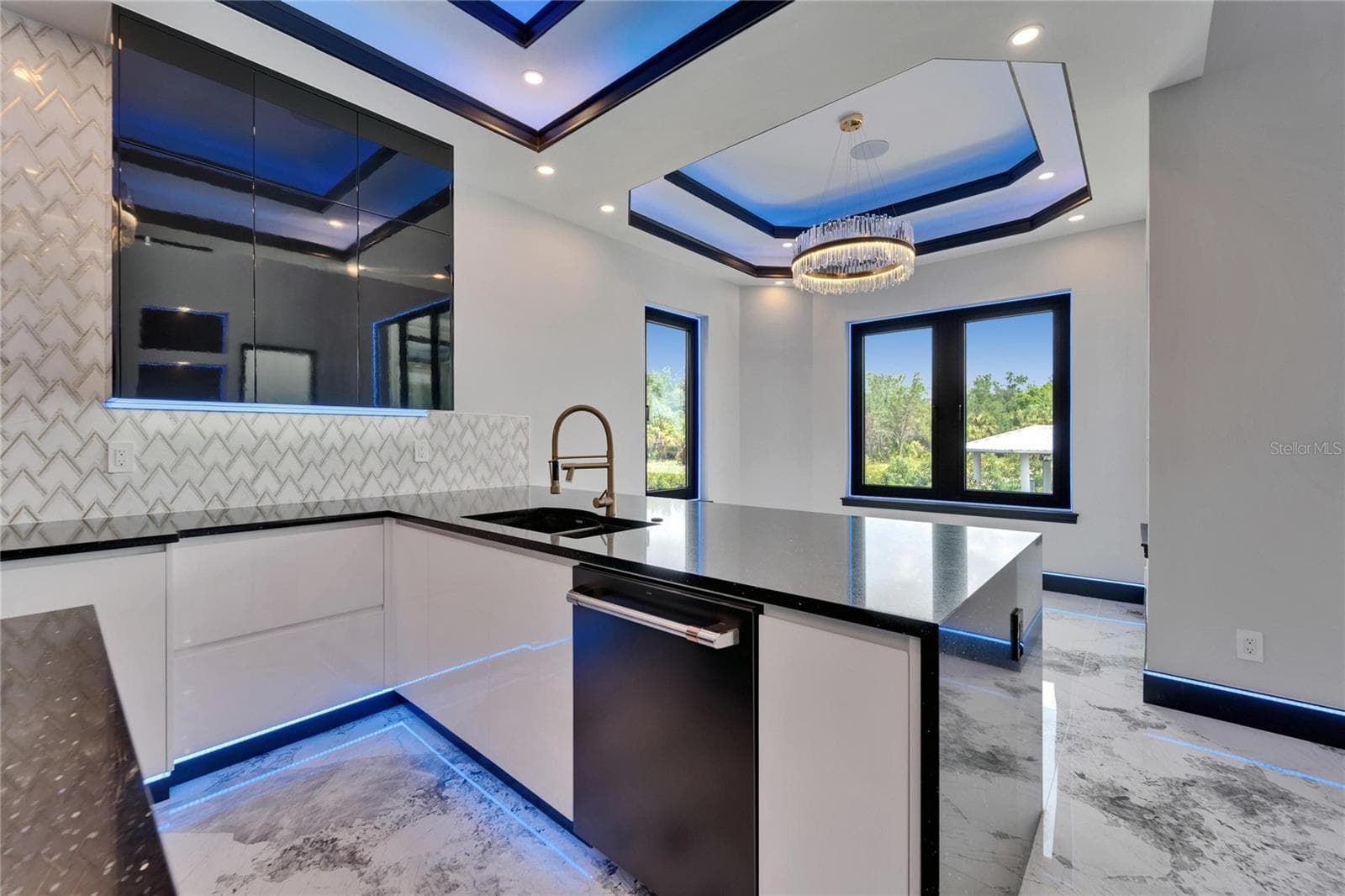 Single Family Residence at 6520 SIMONE SHORES CIR, APOLLO BEACH, photo 55 of 98