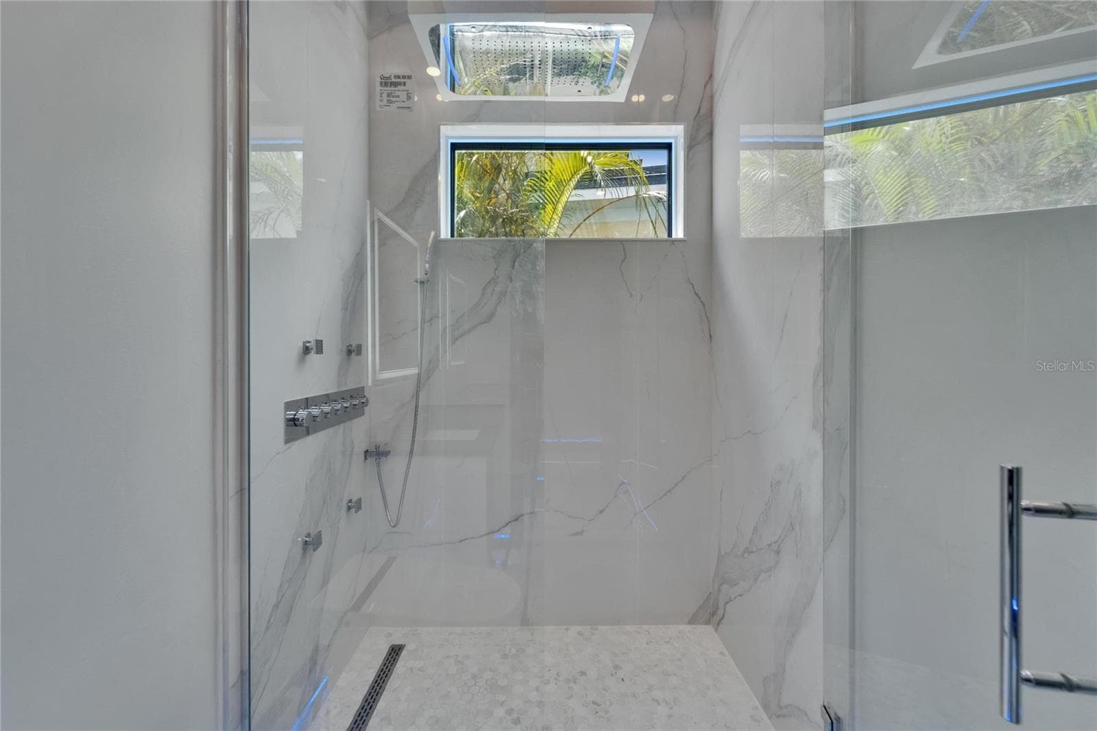 Single Family Residence at 6520 SIMONE SHORES CIR, APOLLO BEACH, photo 65 of 98