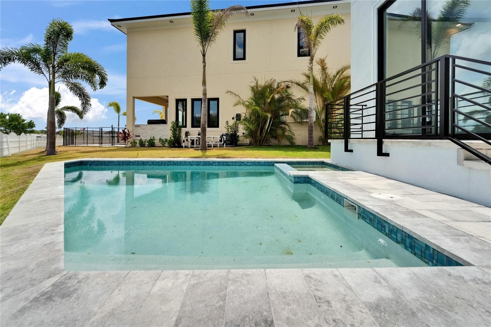 Single Family Residence at 6520 SIMONE SHORES CIR, APOLLO BEACH, photo 74 of 98