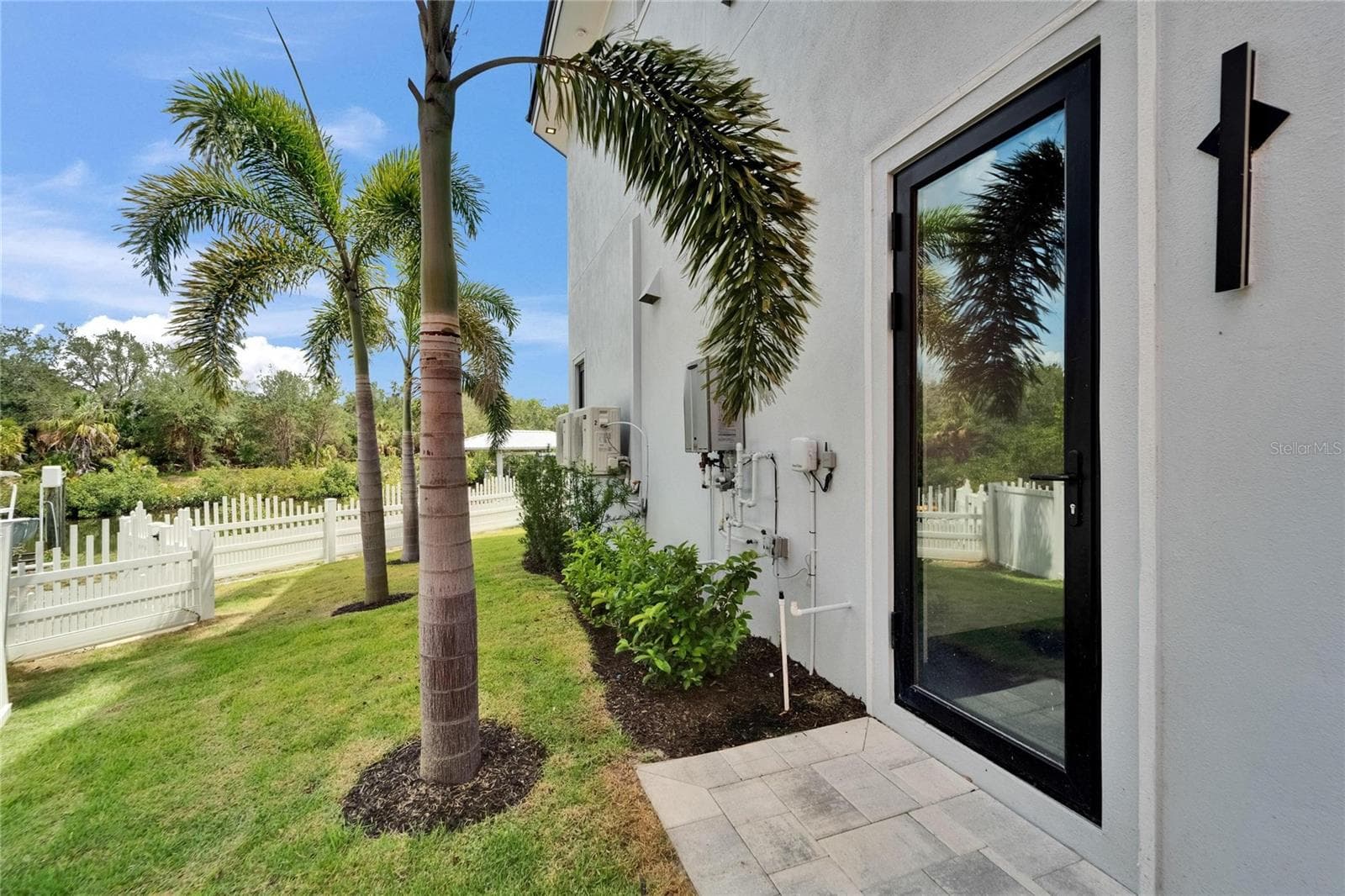 Single Family Residence at 6520 SIMONE SHORES CIR, APOLLO BEACH, photo 77 of 98