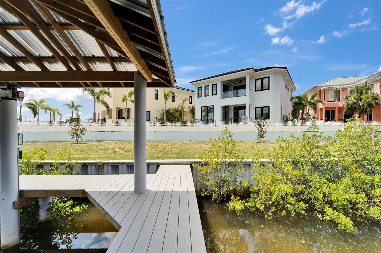 Single Family Residence at 6520 SIMONE SHORES CIR, APOLLO BEACH, photo 83 of 98