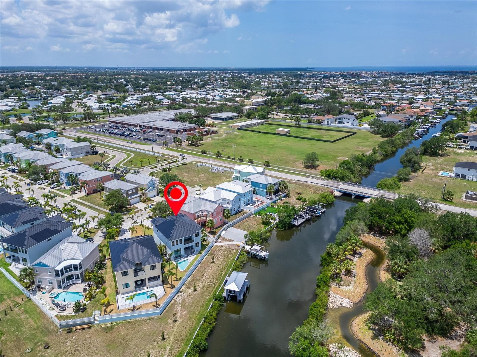Single Family Residence at 6520 SIMONE SHORES CIR, APOLLO BEACH, photo 92 of 98