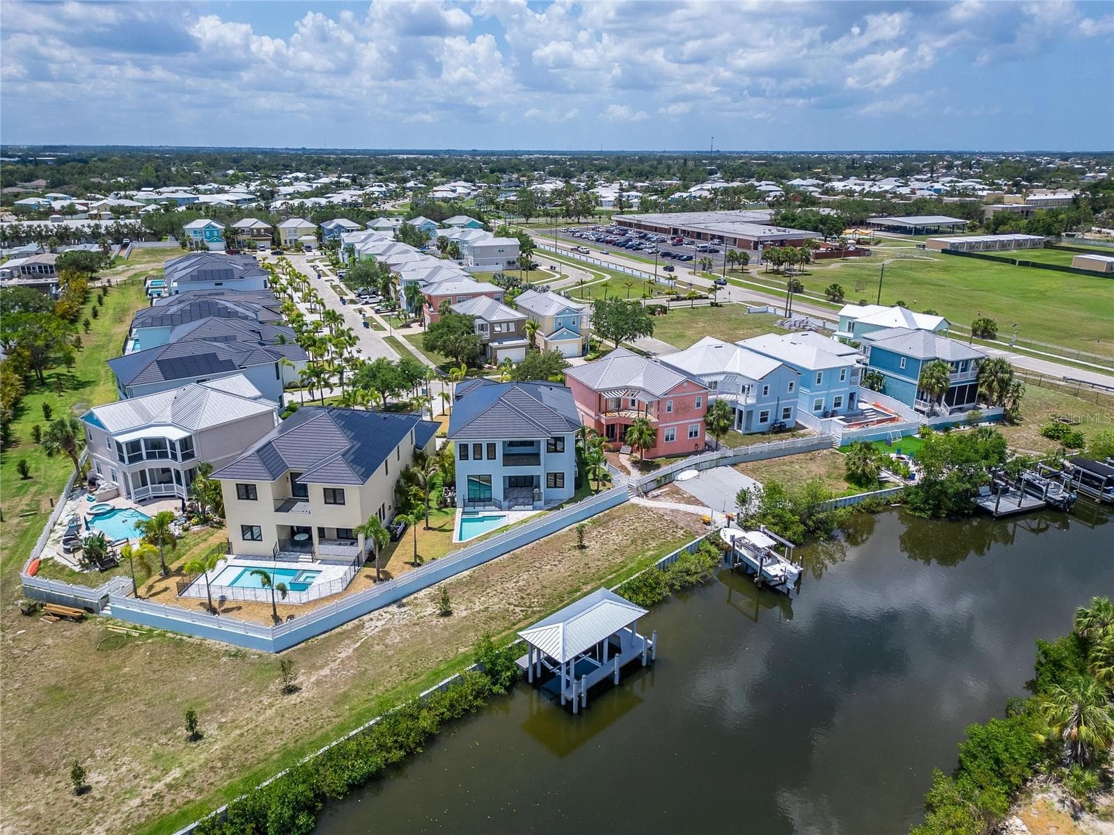 Single Family Residence at 6520 SIMONE SHORES CIR, APOLLO BEACH, photo 93 of 98