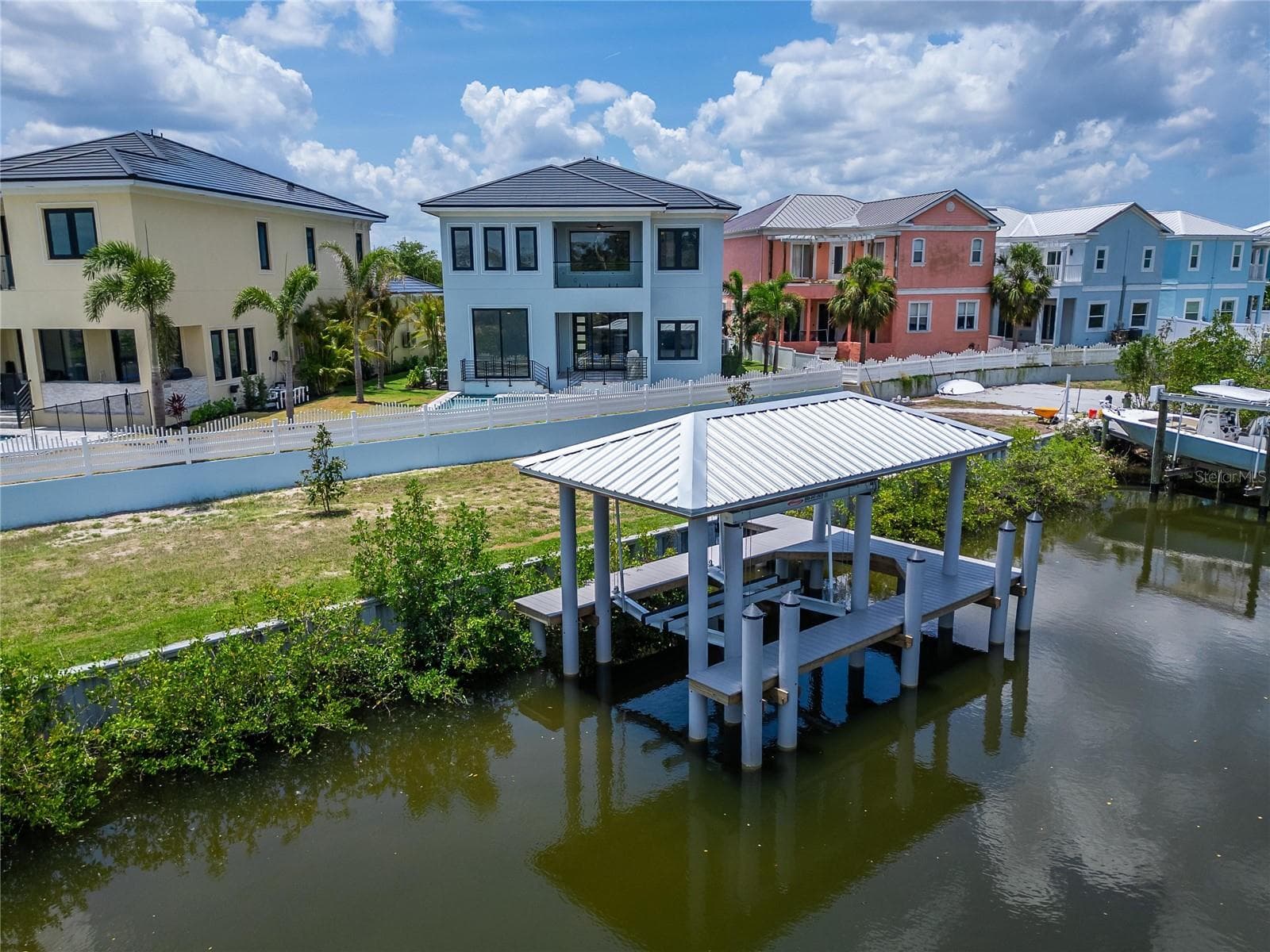 Single Family Residence at 6520 SIMONE SHORES CIR, APOLLO BEACH, photo 94 of 98