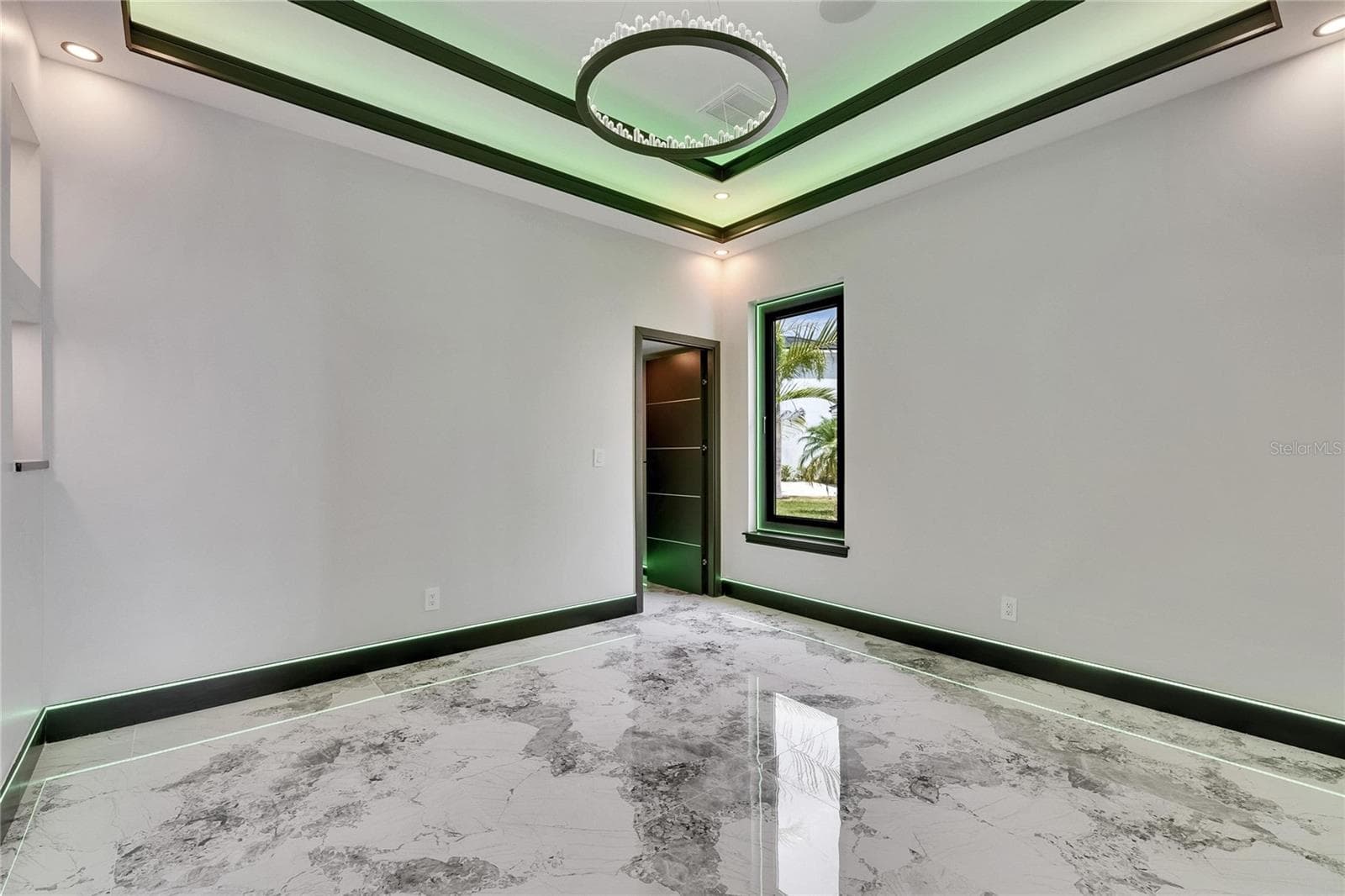 Single Family Residence at 6526 SIMONE SHORES CIR, APOLLO BEACH, photo 33 of 92