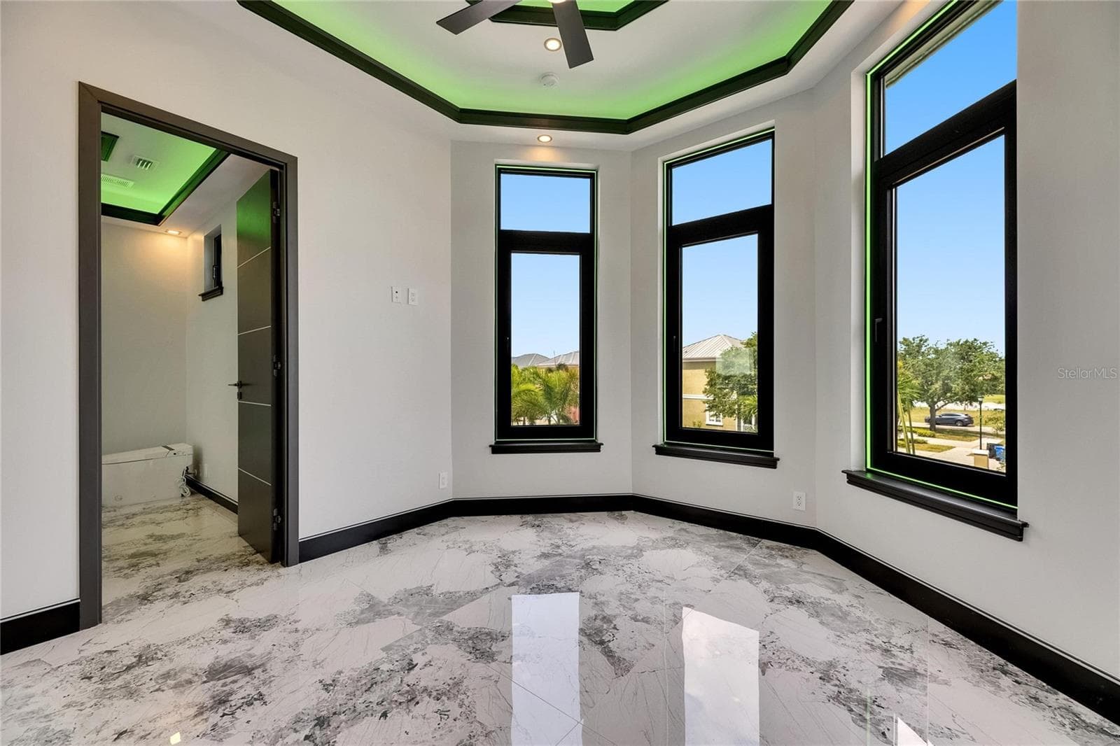 Single Family Residence at 6526 SIMONE SHORES CIR, APOLLO BEACH, photo 39 of 92