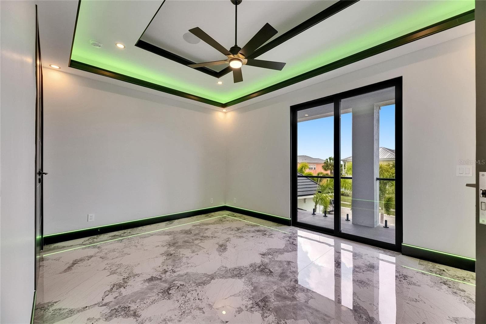 Single Family Residence at 6526 SIMONE SHORES CIR, APOLLO BEACH, photo 43 of 92