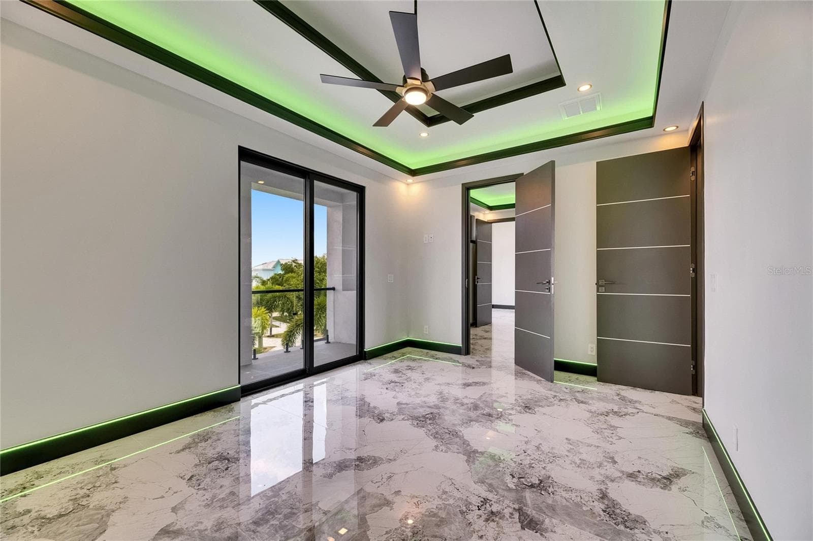 Single Family Residence at 6526 SIMONE SHORES CIR, APOLLO BEACH, photo 44 of 92