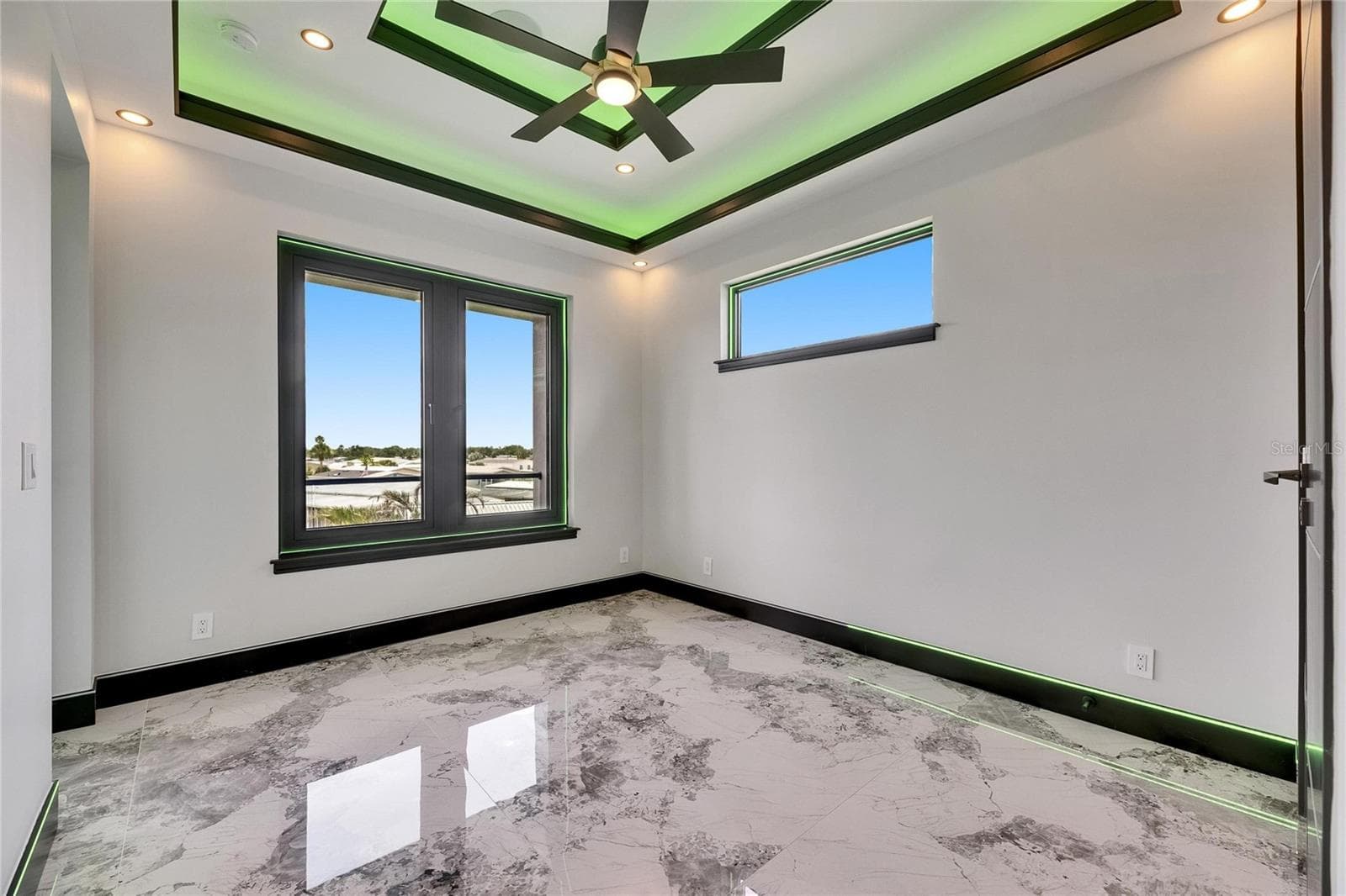 Single Family Residence at 6526 SIMONE SHORES CIR, APOLLO BEACH, photo 52 of 92