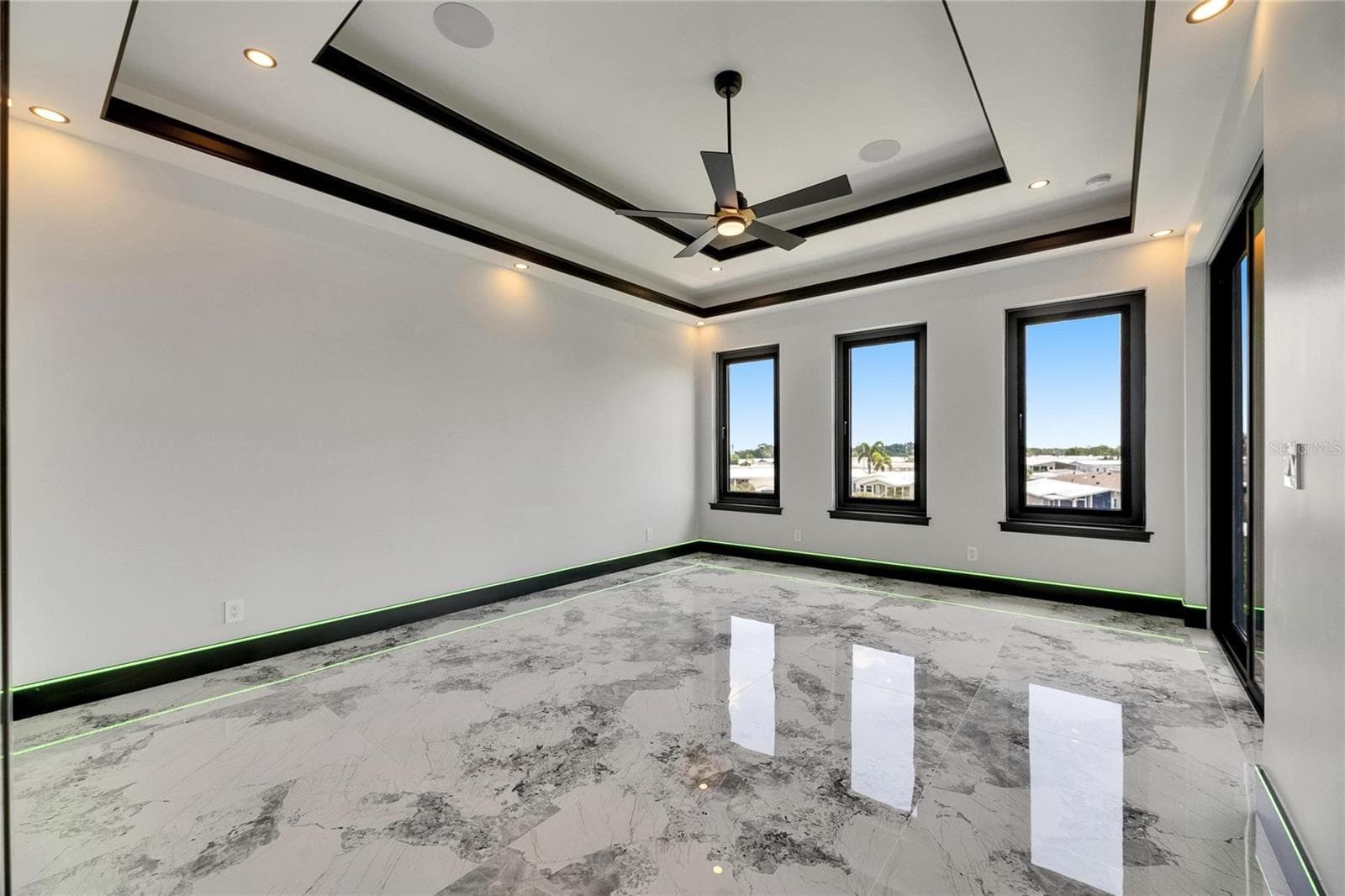 Single Family Residence at 6526 SIMONE SHORES CIR, APOLLO BEACH, photo 55 of 92