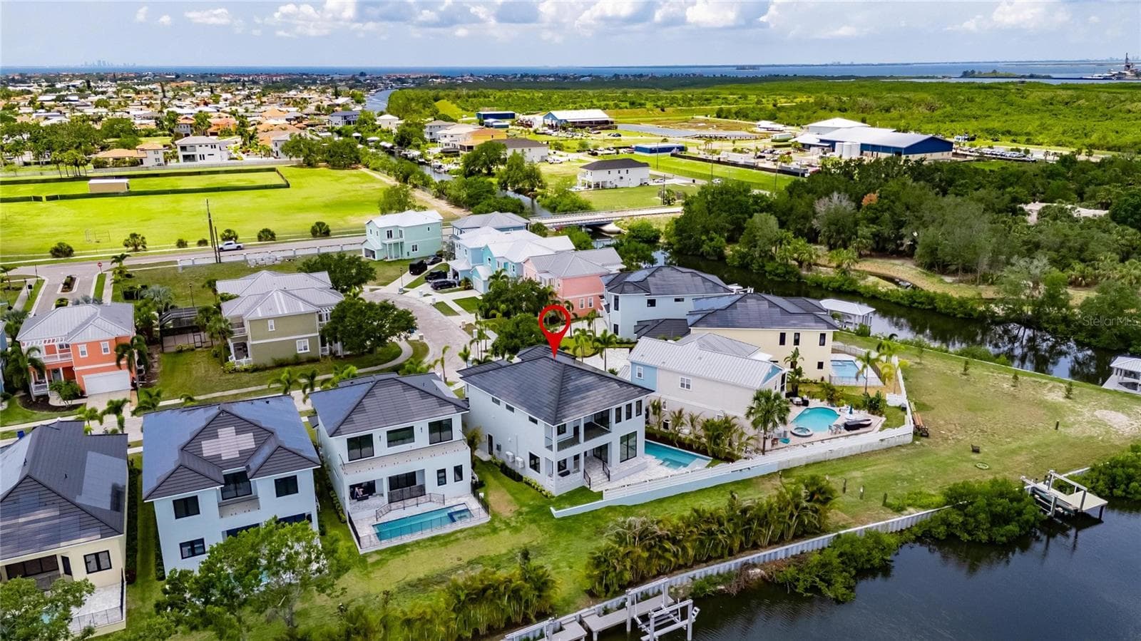 Single Family Residence at 6526 SIMONE SHORES CIR, APOLLO BEACH, photo 89 of 92