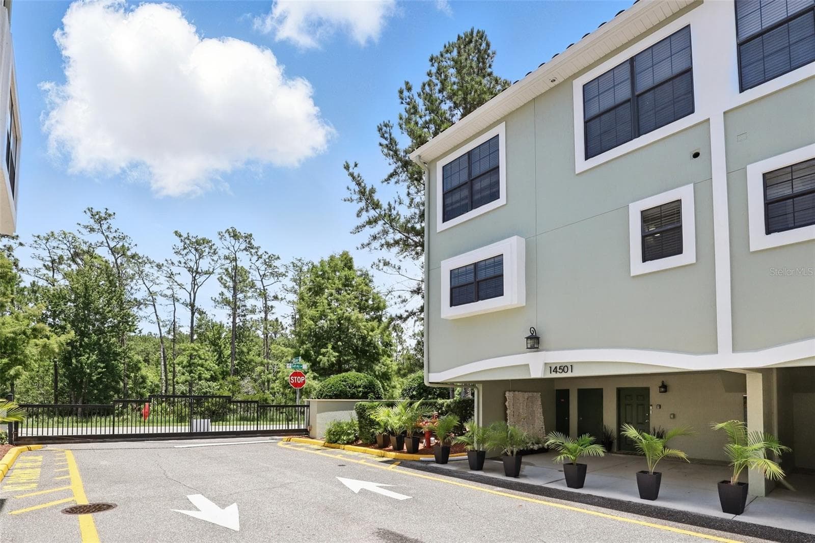 Townhouse at 14501 DAMAI LN, ORLANDO, photo 34 of 53