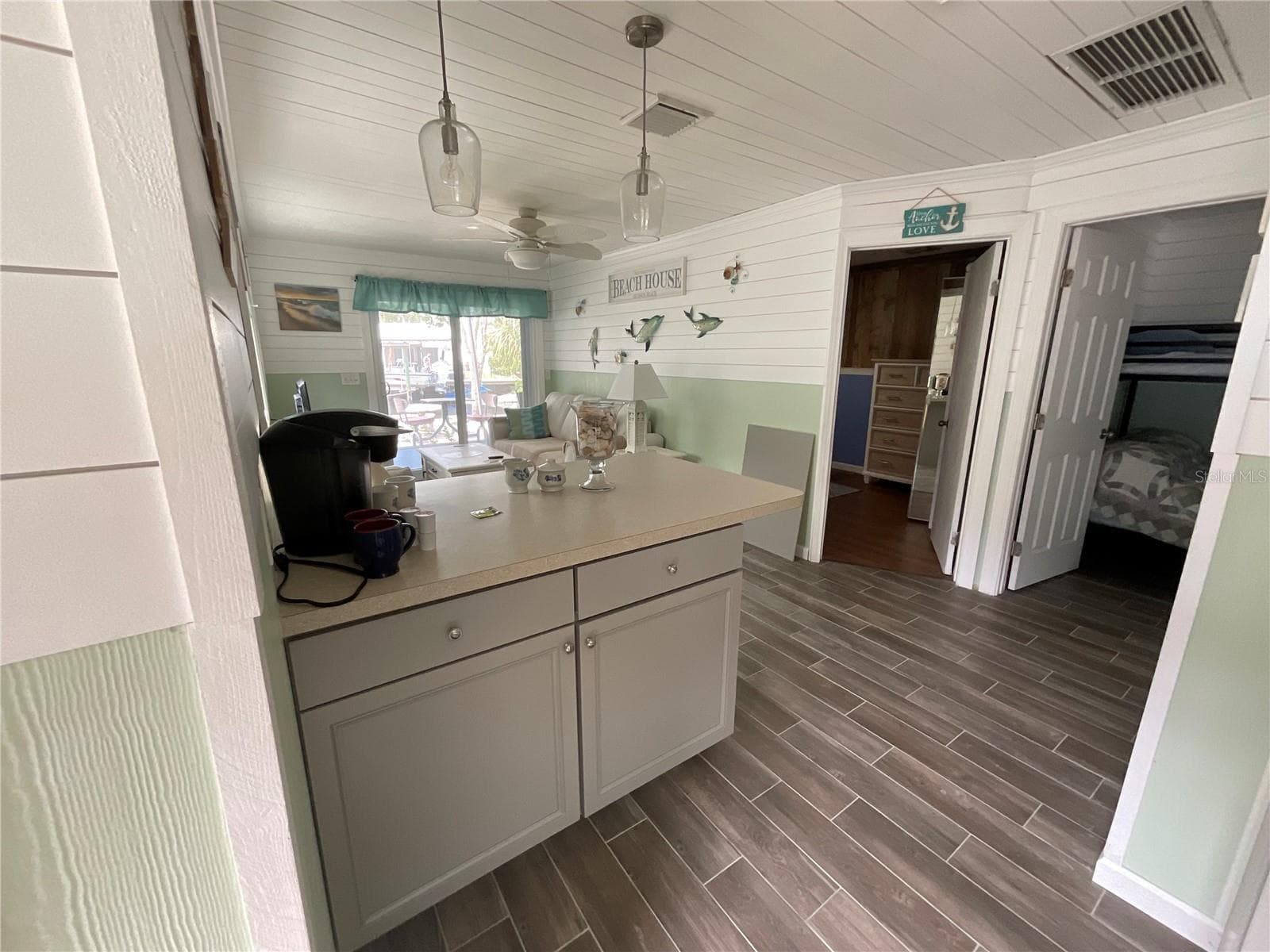 Single Family Residence at 7104 FAIR LN, HUDSON, photo 20 of 41