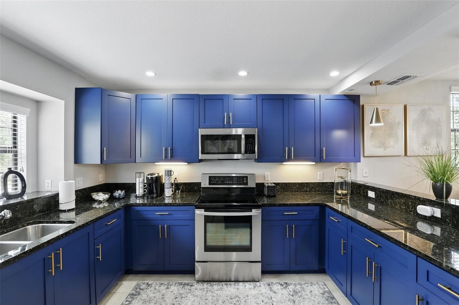 Townhouse at 14501 DAMAI LN, ORLANDO, photo 13 of 53
