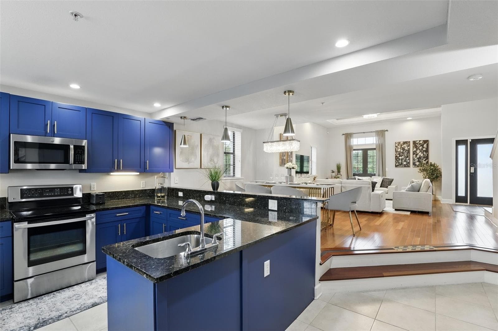 Townhouse at 14501 DAMAI LN, ORLANDO, photo 16 of 53