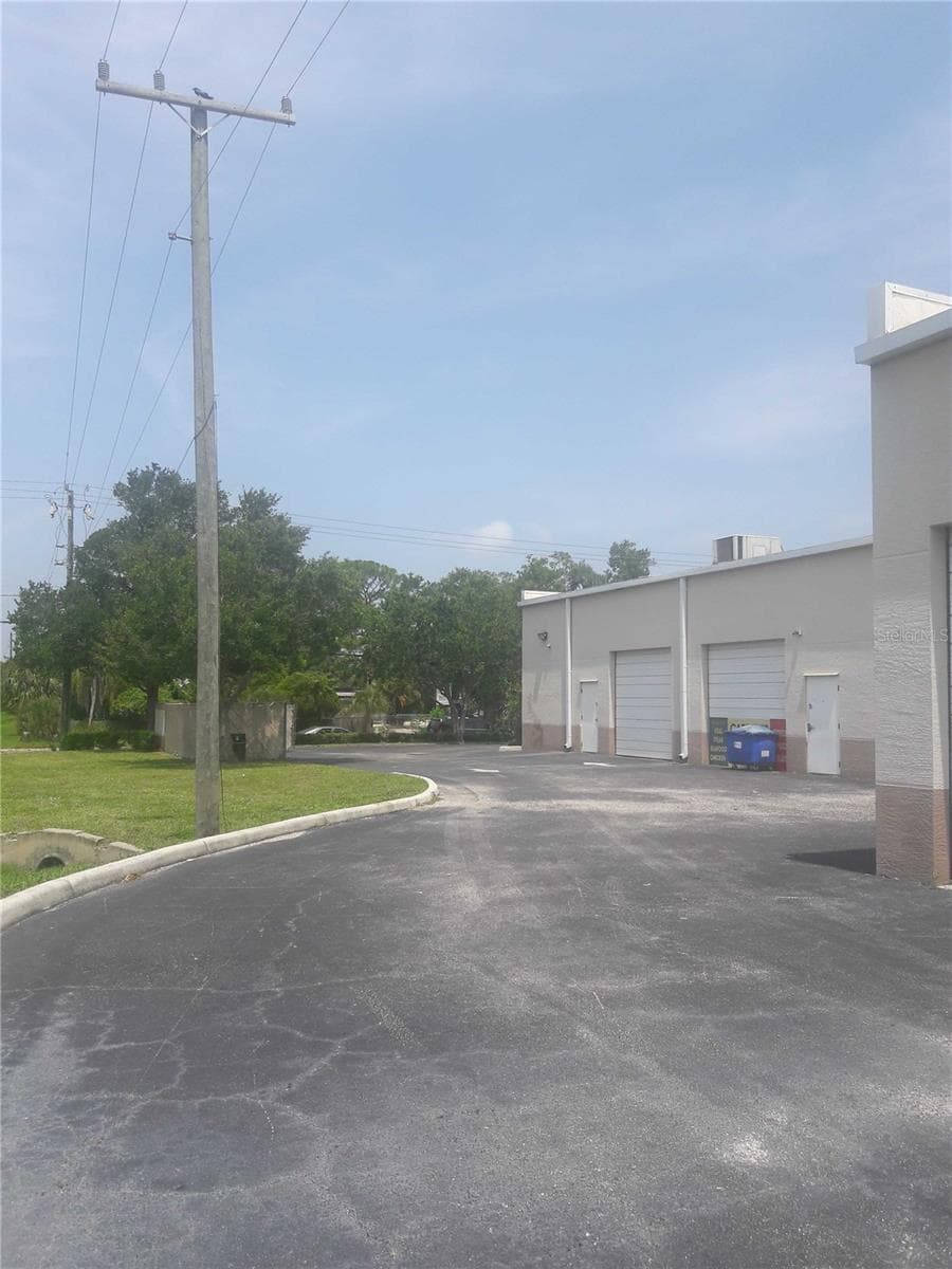 Mixed Use at 515 27TH ST E #7, BRADENTON, photo 8 of 15