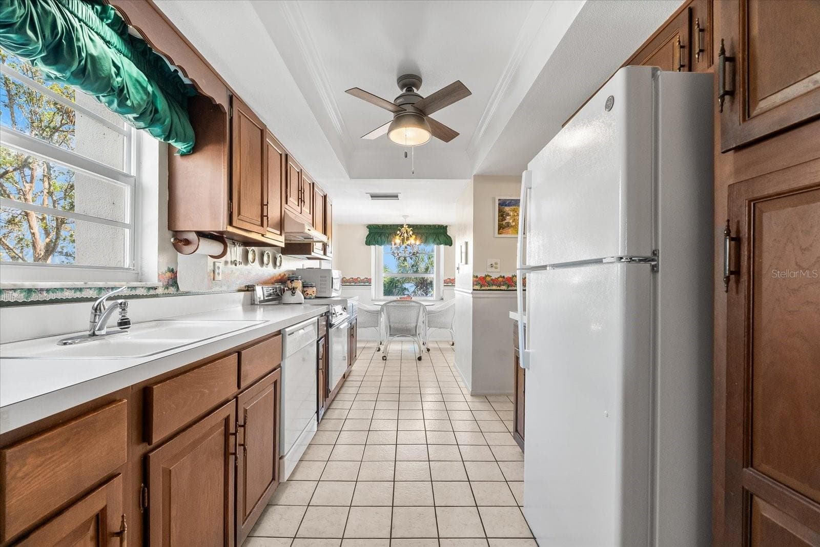 Condominium at 5600 BEACH WAY DR #201, SARASOTA, photo 15 of 95