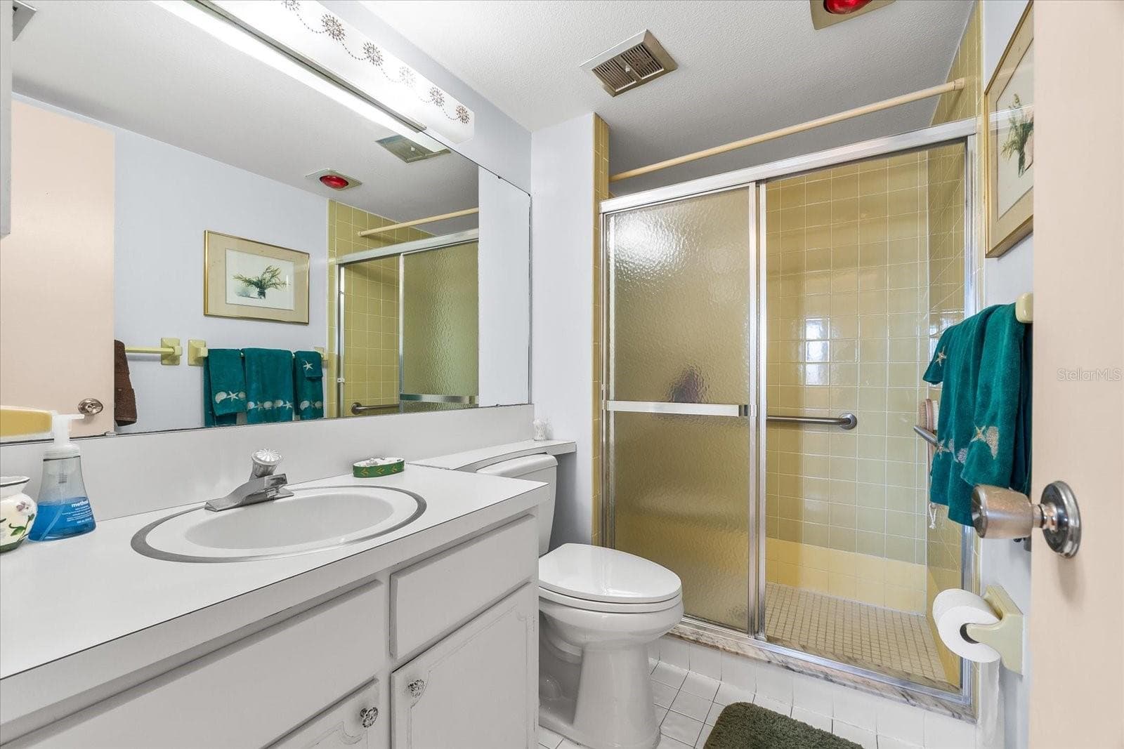Condominium at 5600 BEACH WAY DR #201, SARASOTA, photo 32 of 95