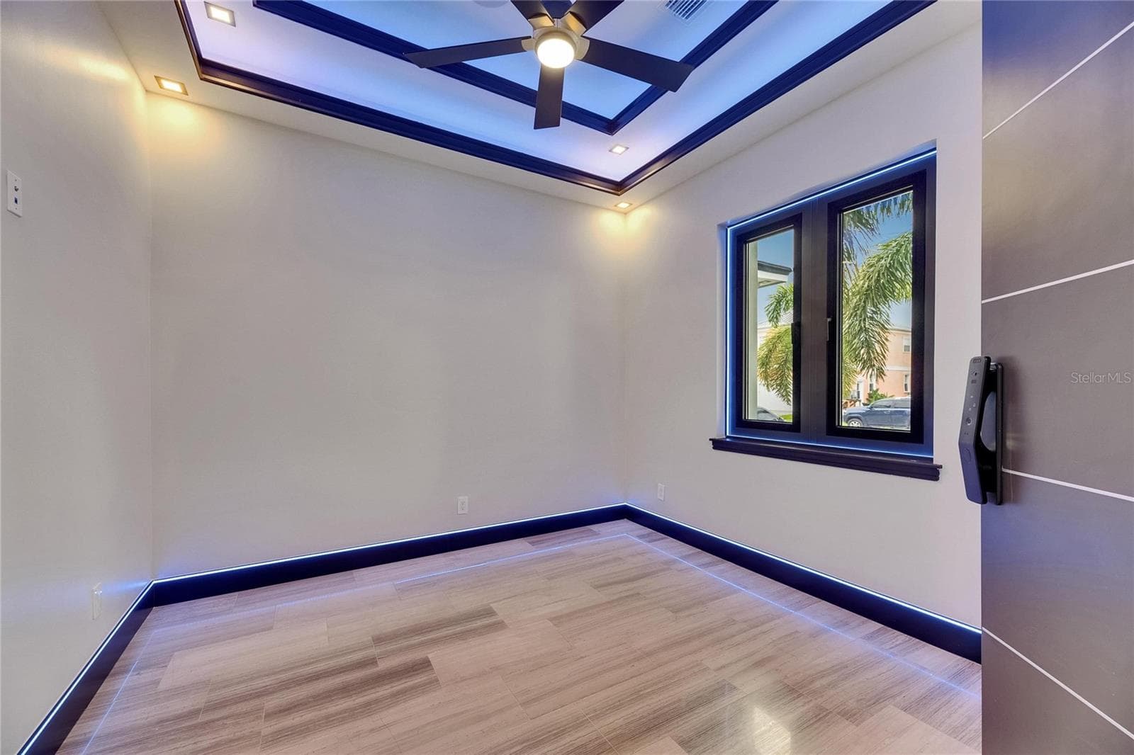 Single Family Residence at 6528 SIMONE SHORES CIR, APOLLO BEACH, photo 19 of 97