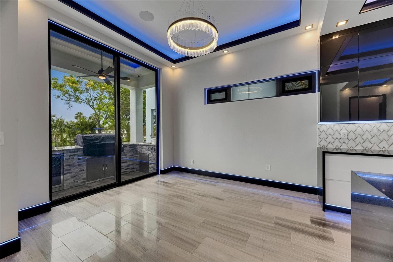 Single Family Residence at 6528 SIMONE SHORES CIR, APOLLO BEACH, photo 31 of 97