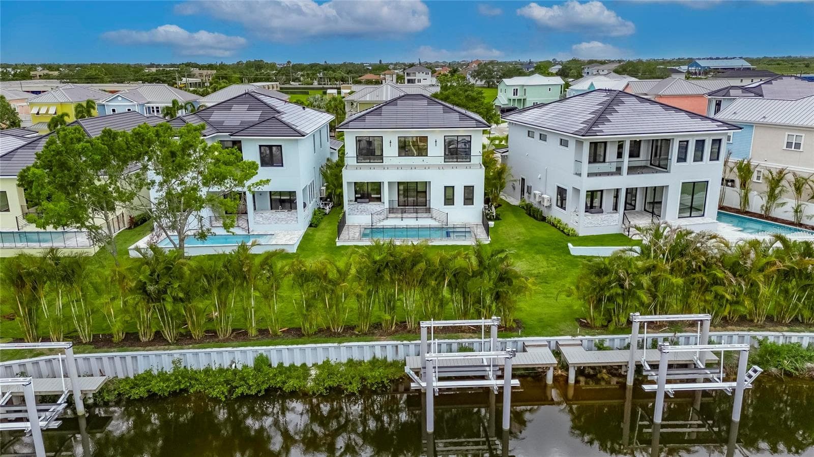 Single Family Residence at 6528 SIMONE SHORES CIR, APOLLO BEACH, photo 89 of 97