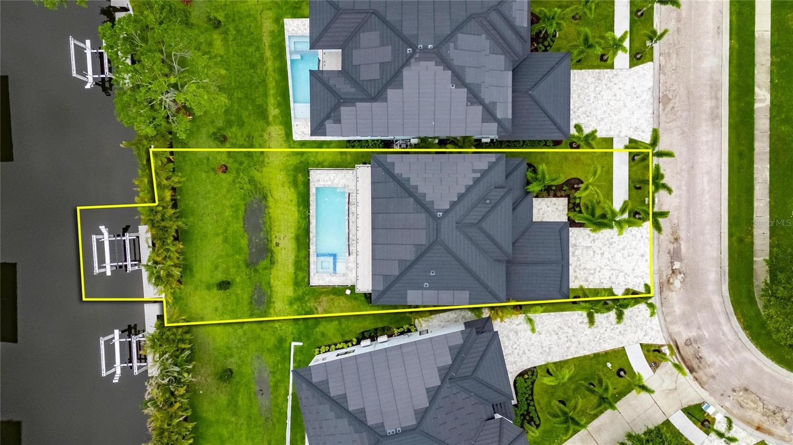 Single Family Residence at 6528 SIMONE SHORES CIR, APOLLO BEACH, photo 94 of 97